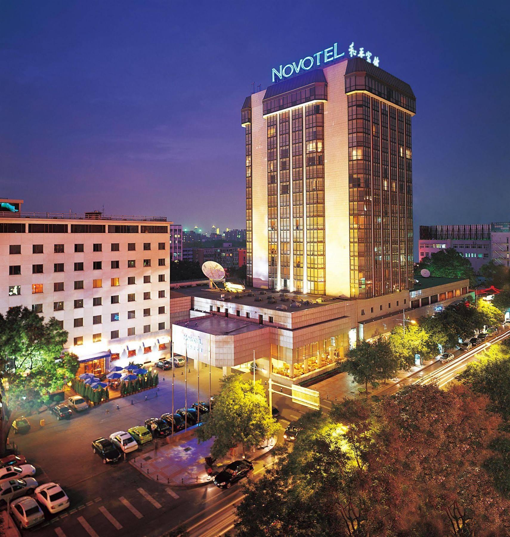 Hotel Novotel Peace